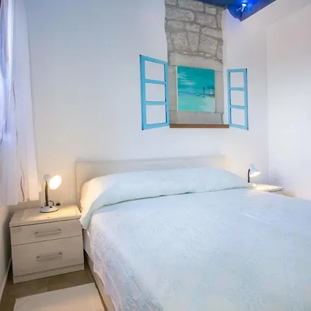 Silvano Apartment *